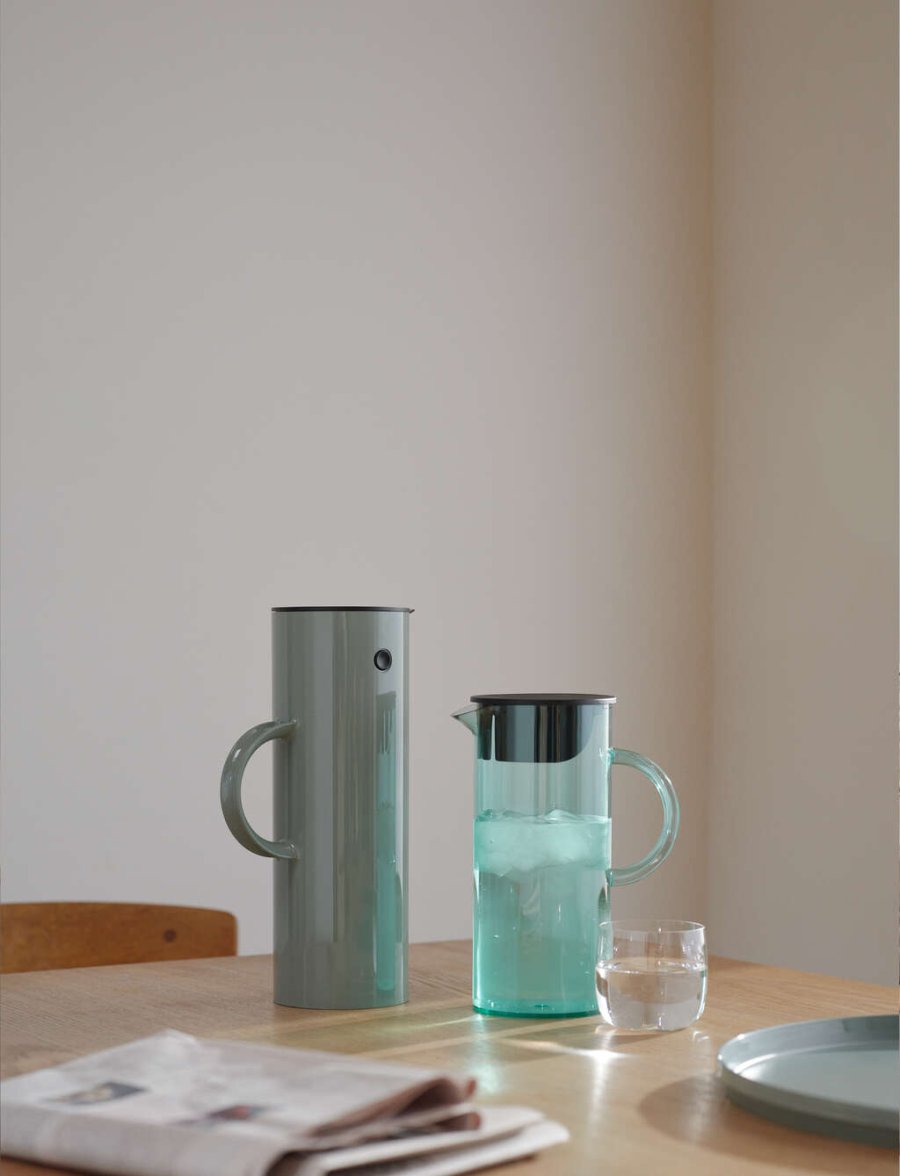 Stelton EM77 Kanne mit Deckel 1,5 L, Dusty Green